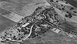 Aerial photo of Tarzana Ranch