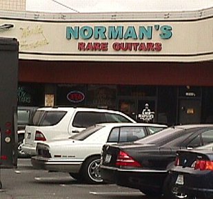 Norman's Rare Guitars: Ventura at Topeka