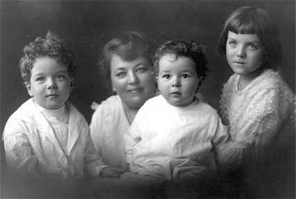 Emma with kids: Hulbert, Jack and Joan