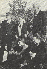 Burroughs family in 1928