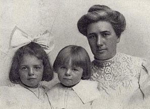 Joan, Becky and Bess Maddern