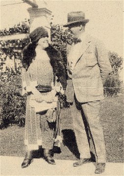 Emma and Ed at Tarzana Ranch 1924