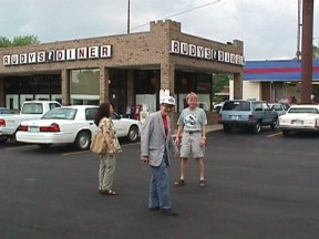 Huck and Hillmans take Tarak to Rudy's Diner for a Breakfast of Pork Brains