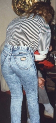 Donna, the barmaid from all sides