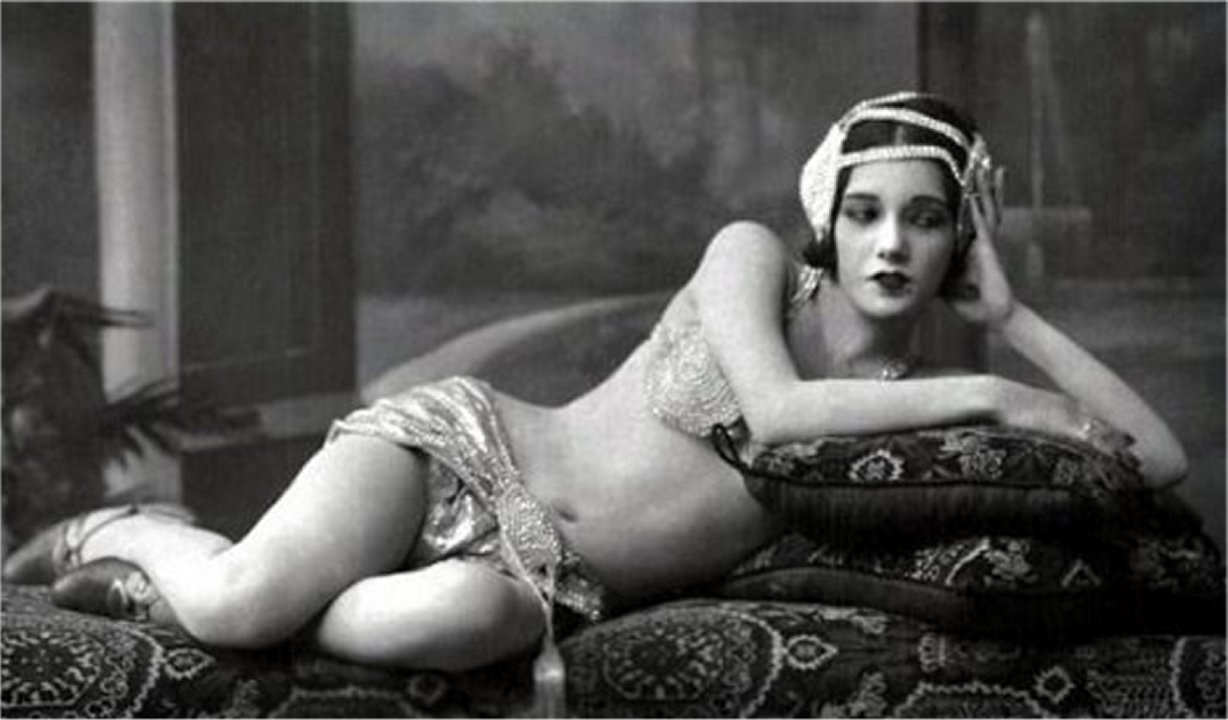 Gallery two a lupe velez photo collection.